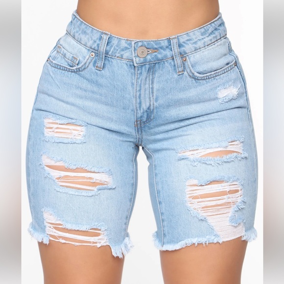 Denim Bermuda Shorts NWT - Picture 1 of 7